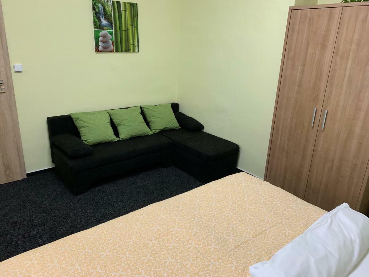 Apartman Alesta Брунталь Экстерьер фото